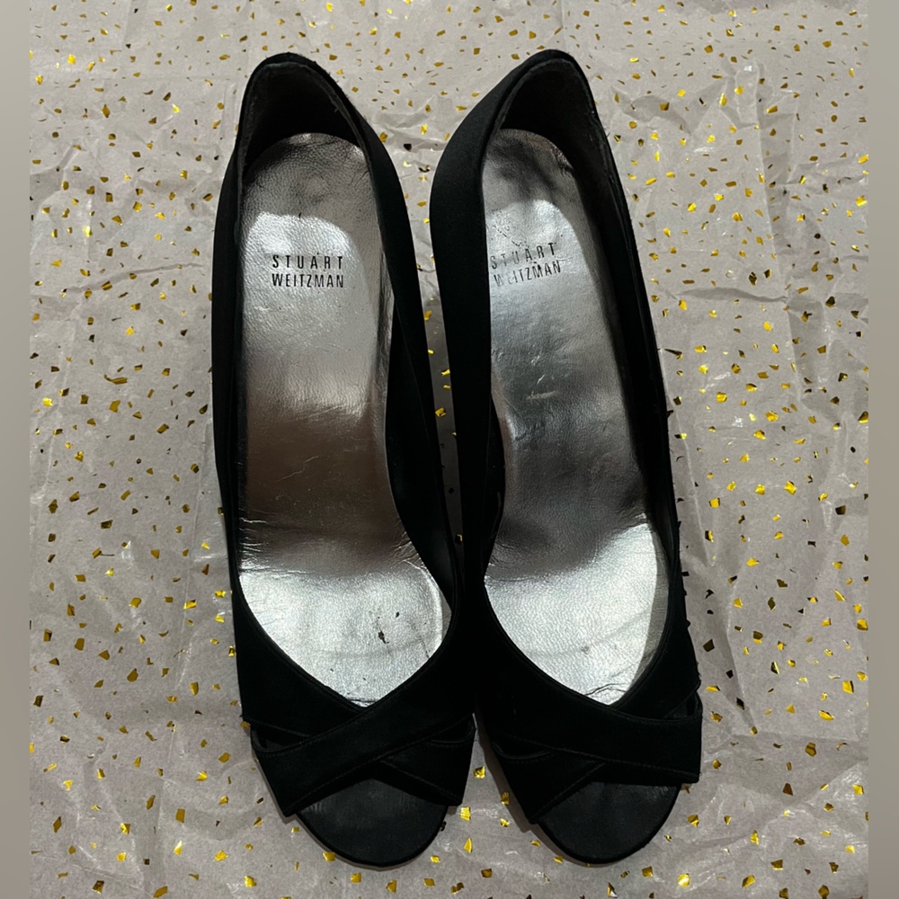 STUART WEITZMAN Black Satin Peep Open Toe
Pumps 10